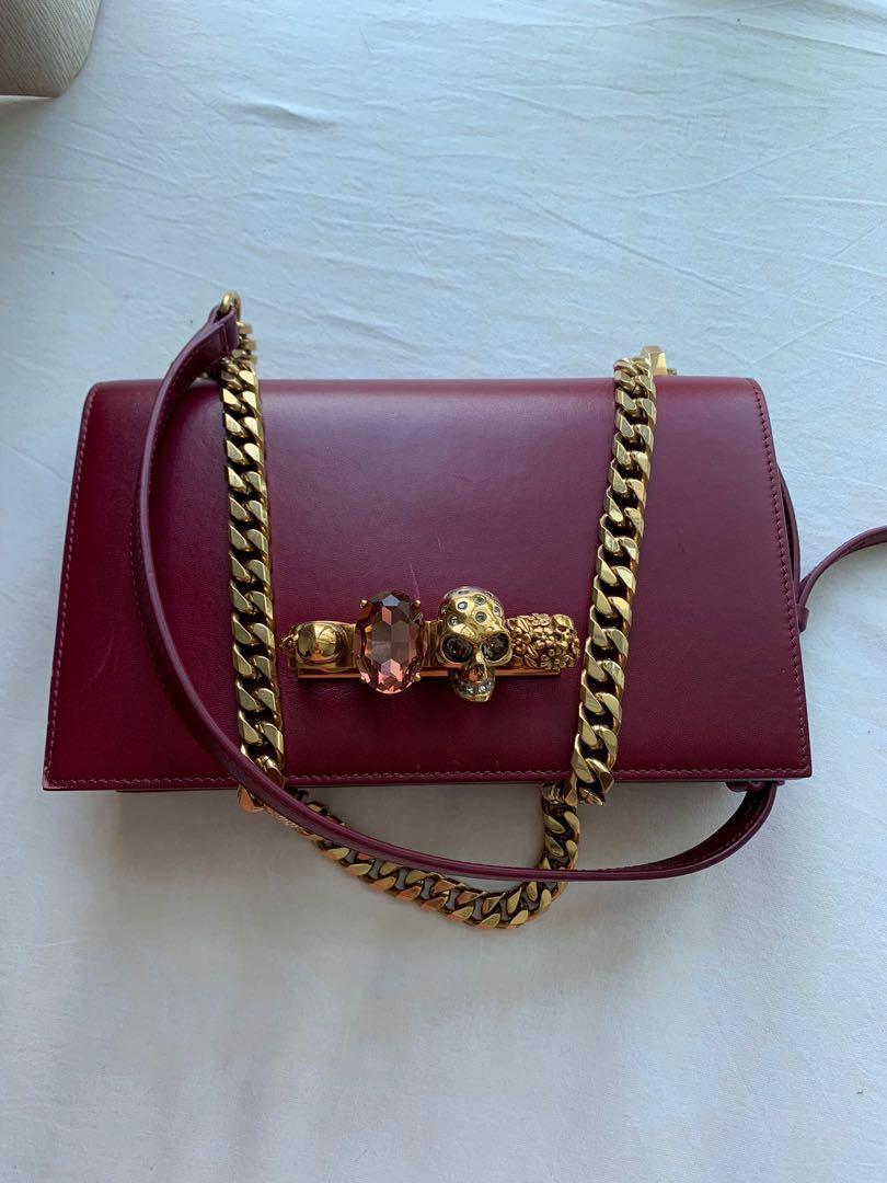 Alexander mcqueen knuckle duster bag store