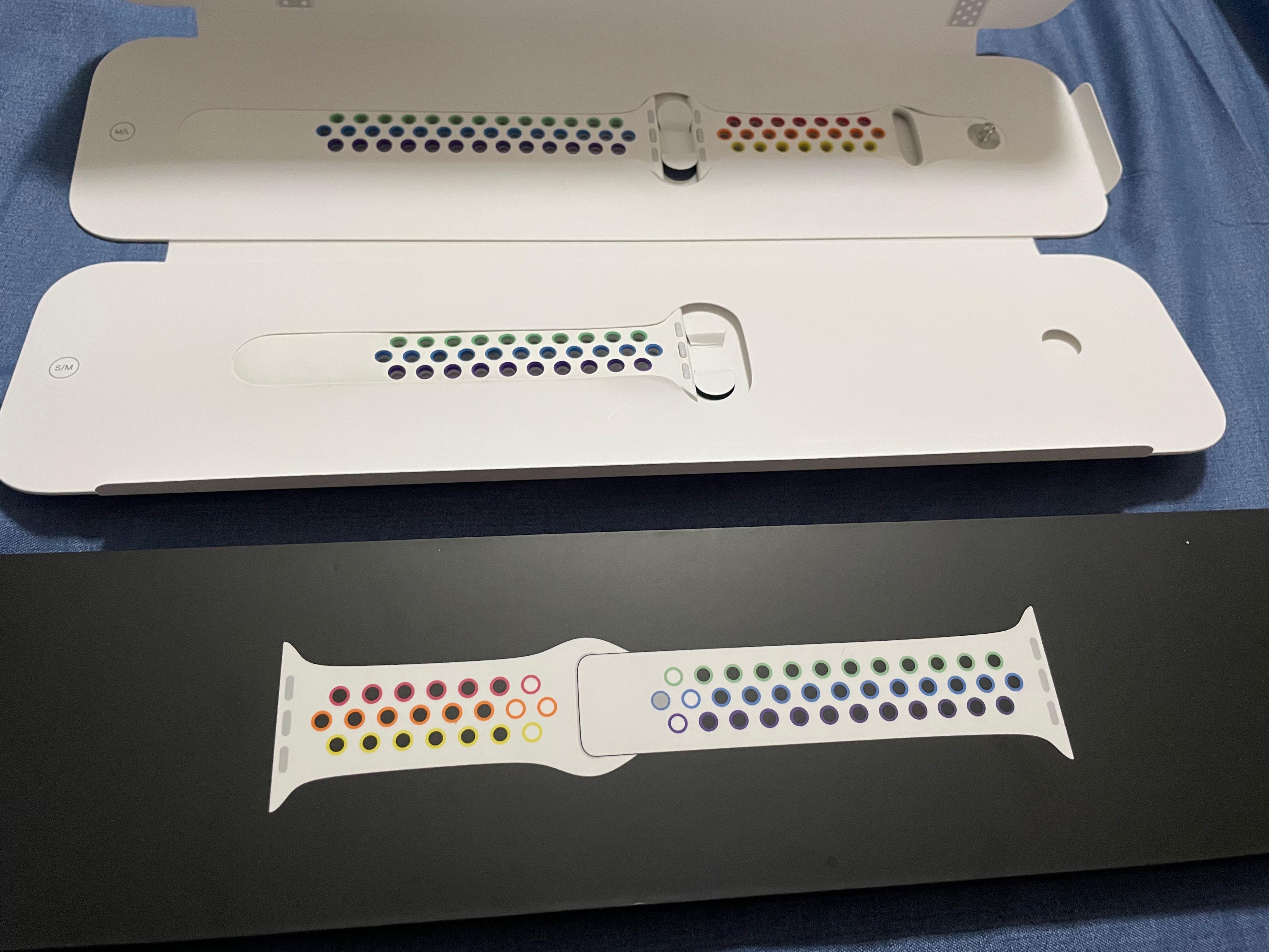 Apple Watch 40mm Pride Edition Nike Sport Band Mobile Phones