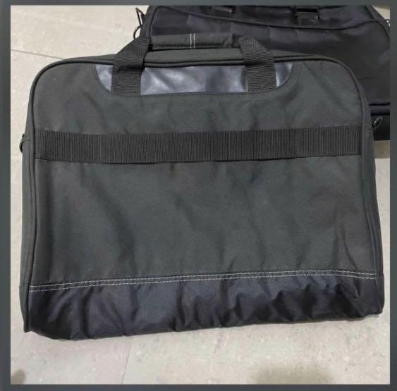 Asus laptop bag (Category: Laptop Bags & Sleeves) located in Malabon City. Submitted by djstoree (Listing ID 1125191479, Image 2). Description: .
