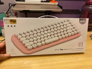 (Category: ) located in . Submitted by flowerbeesfly (Listing ID 1125277641, Image 1). Description: .
