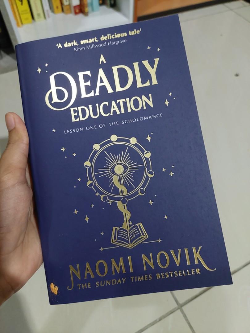 Books (Category: Children's Books) located in Bandar Tun Abdul Razak. Submitted by mesaery (Listing ID 1125199721, Image 3). Description: except for court of thorn and roses, other books have not even been read and in very good condition. Ninth House ❌ A Deadly Education❌ The Girl Who Drank The Moon❌ Court of Thorn and Roses❌ feel free to ask for more pictures.