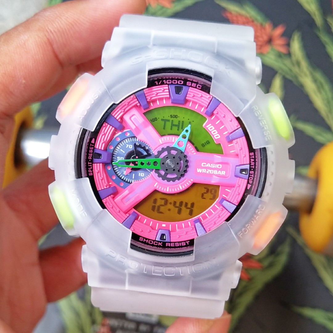 Casio G-Shock GA-110HC Hyper Colors Original, Fesyen Pria, Jam Tangan di  Carousell