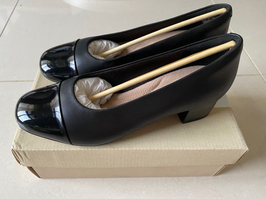 CLARKS Women s Chartli Diva Black Women s Fashion Footwear