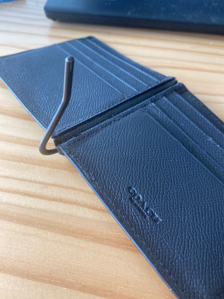 Coach money clip wallet 8cc Men s Fashion Bags Belt bags