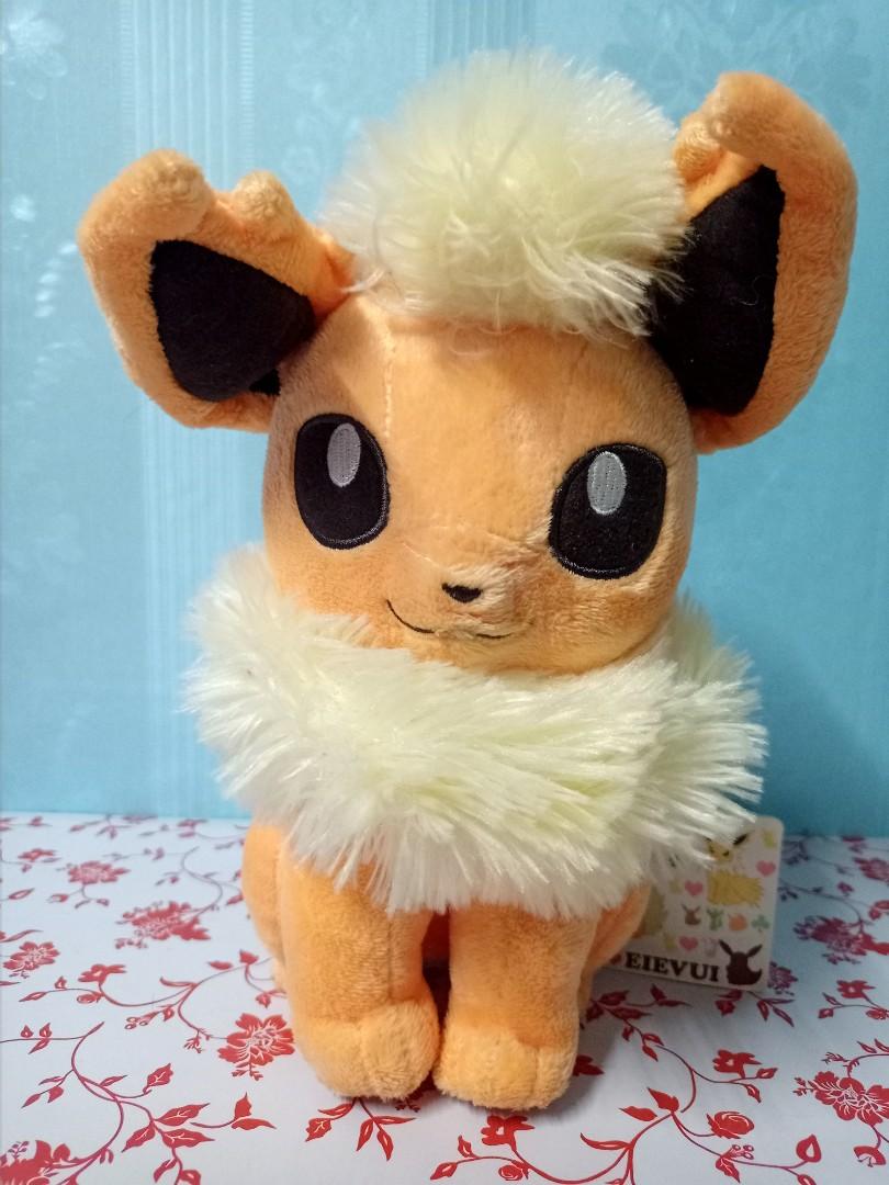 EEVEE EVOLUTION ESPEON JOLTEON (Category: Figurines & Statues) located in Manila. Submitted by happyshoppersph (Listing ID 1125240955, Image 3). Description: 1250 each BRANDNEW WITH PAPER TAG.