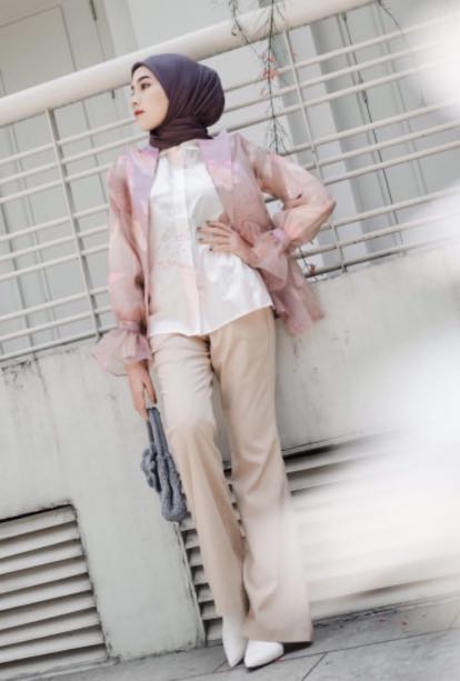 Floral organza outer blazer #AnterajaCarousell, Fesyen Wanita, Pakaian  Wanita, Atasan di Carousell