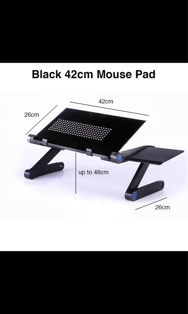 Foldable Table (Category: Tables & Sets) located in Singapore. Submitted by butterlicious613 (Listing ID 1125210452, Image 1). Description: Only used twice. Selling because moving out. Still have box and everything. Meetup only.