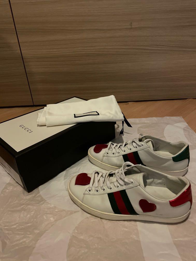 Gucci sneaker heart top