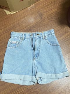 (Category: ) located in . Submitted by kapoochie.thrift (Listing ID 1125250447, Image 1). Description: .