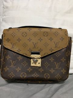 (Category: ) located in . Submitted by madambags (Listing ID 1125254494, Image 1). Description: .
