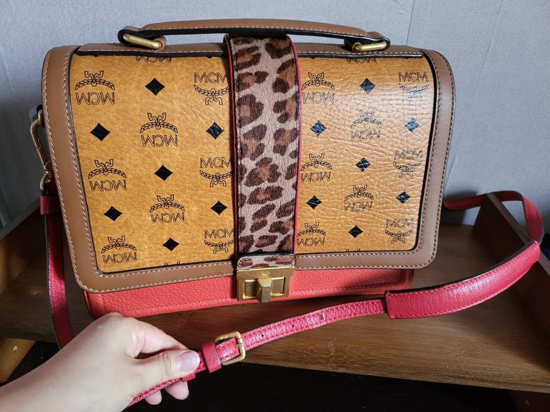 Mcm signature new arrivals bag