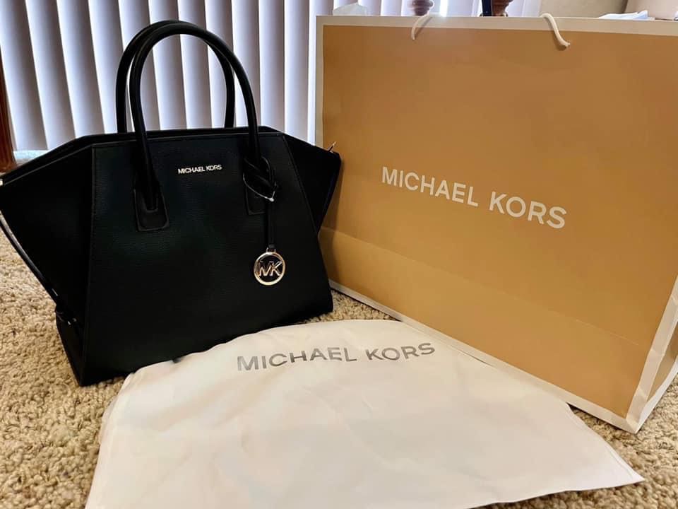 ORIGINAL MICHAEL KORS AVRIL LARGE LEATHER TOP-ZIP SATCHEL WITH DUST BAG,  Women's Fashion, Bags & Wallets, Tote Bags on Carousell