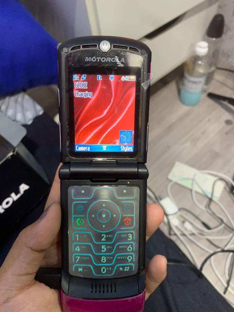 Motorola Flip phone Brandnew, Mobile Phones & Gadgets, Mobile Phones