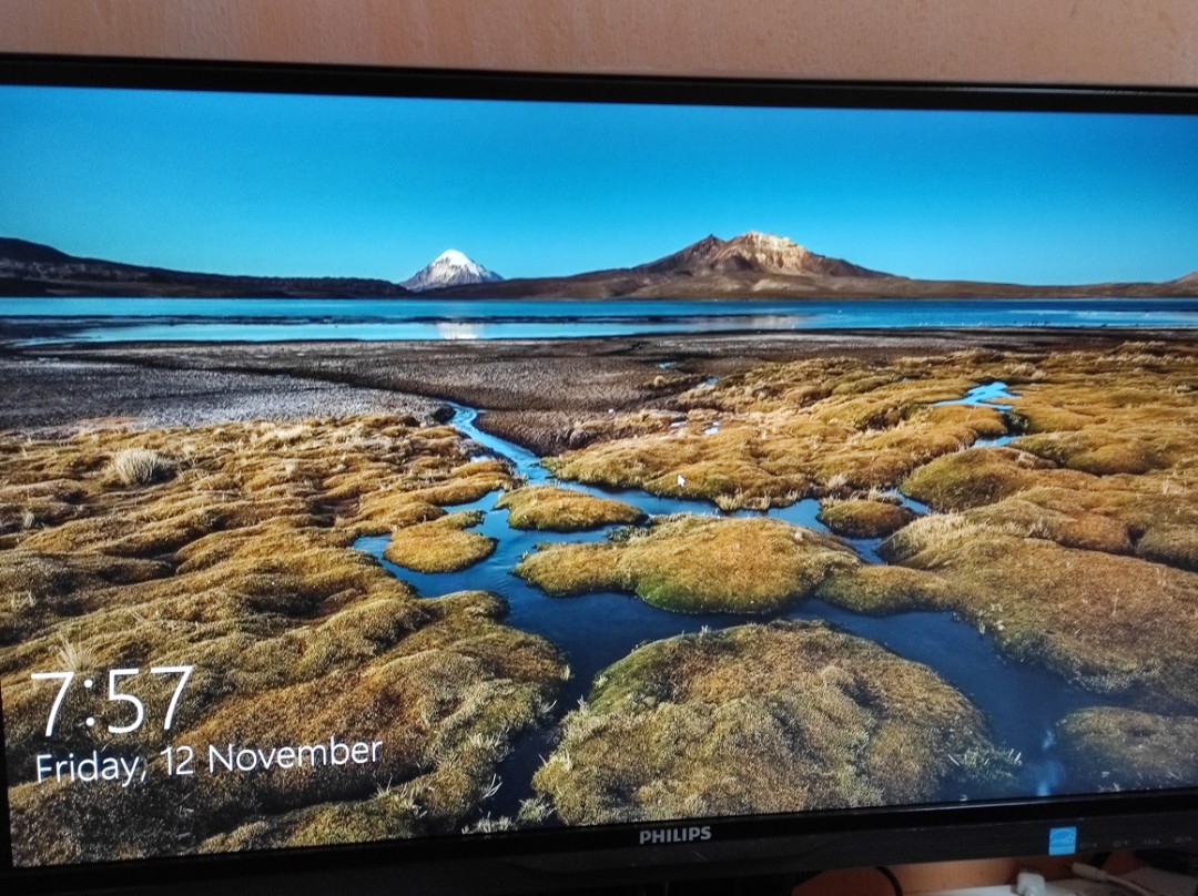 Philips 23' Monitor, TV \u0026 Home 