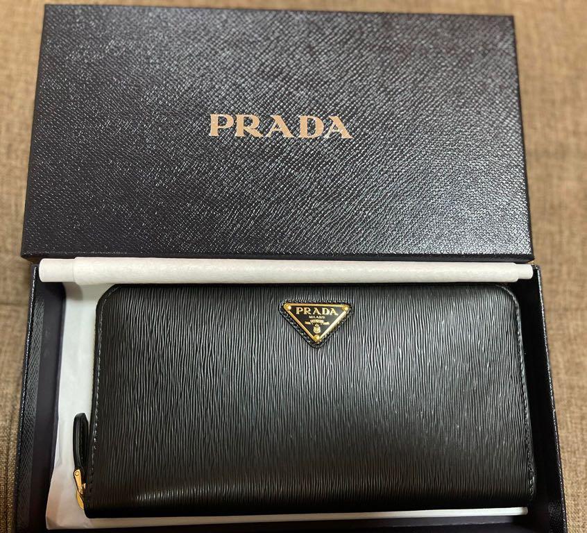 PRADA Long Saffiano leather Zip Wallet (Category: Luxury Bags & Wallets) located in Valenzuela. Submitted by cjdecluttersss (Listing ID 1125215485, Image 1). Description: BRAND NEW NEED CASH Prada Vitello Move TR Nero mas orig pa sa orig 😂.