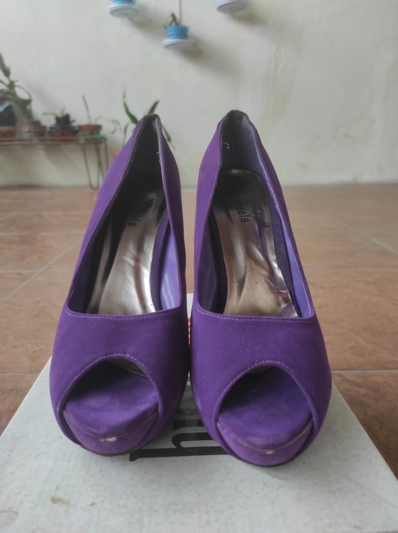 Purple heels, Fesyen Wanita, Sepatu di 