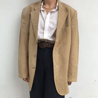 (Kategori: ) berada di . Dikirim oleh joliedelune (ID iklan 1125216814, Gambar 1). Deskripsi: .