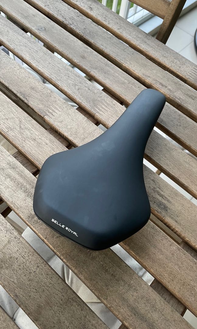 Selle Royal Bicycle Seat / Saddle, Sports Equipment, Bicycles & Parts