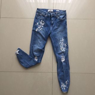 (Kategori: ) berada di . Dikirim oleh lesinge (ID iklan 1125114447, Gambar 1). Deskripsi: .