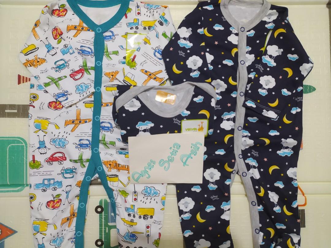 Velvet junior sleepsuit top