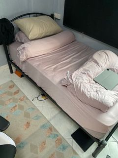 (Category: ) located in . Submitted by hi1234 (Listing ID 1125110895, Image 1). Description: .