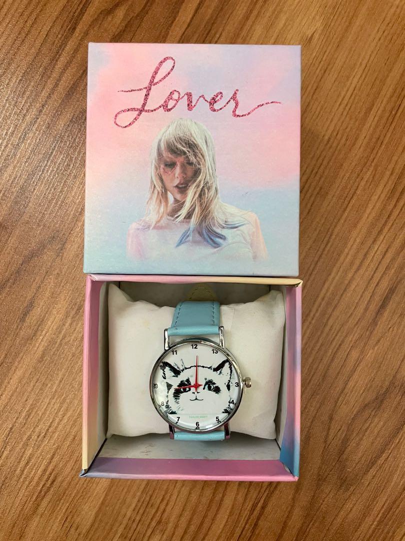 LIMITED EDITION TAYLOR SWIFT LOVER WRITST WATCH (BENJAMIN BUTTON