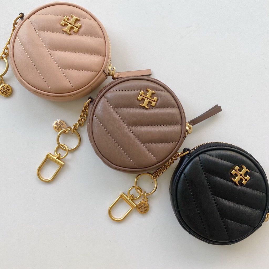 Tory Burch Round Coin Purse, Women's Fashion, Bags & Wallets, Wallets & Card  Holders on Carousell