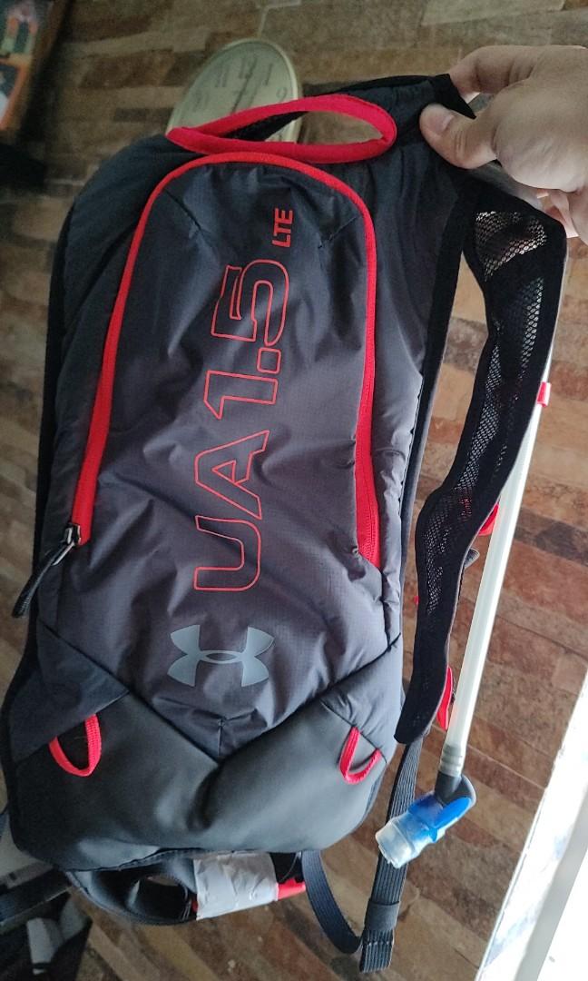 ganar definido vino Under Armour Trail Hydration Pack 1.5 LTE (Never been used, no plastic),  Men's Fashion, Bags, Backpacks on Carousell