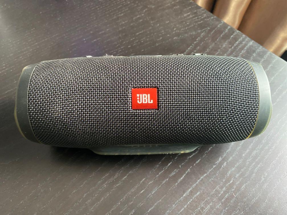 Jbl charge shop 3 used