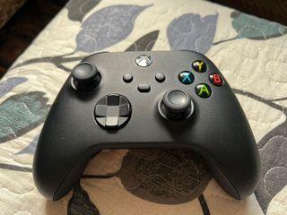 Xbox Series X/S black controller