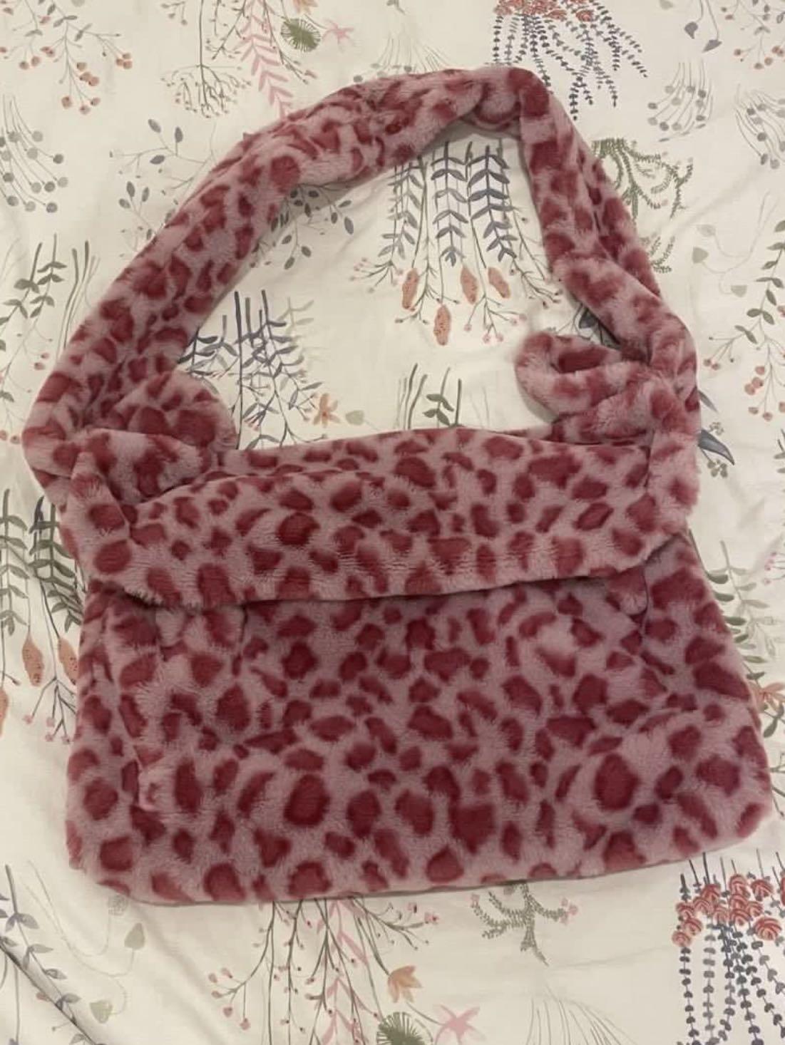Cheetah furry bag top