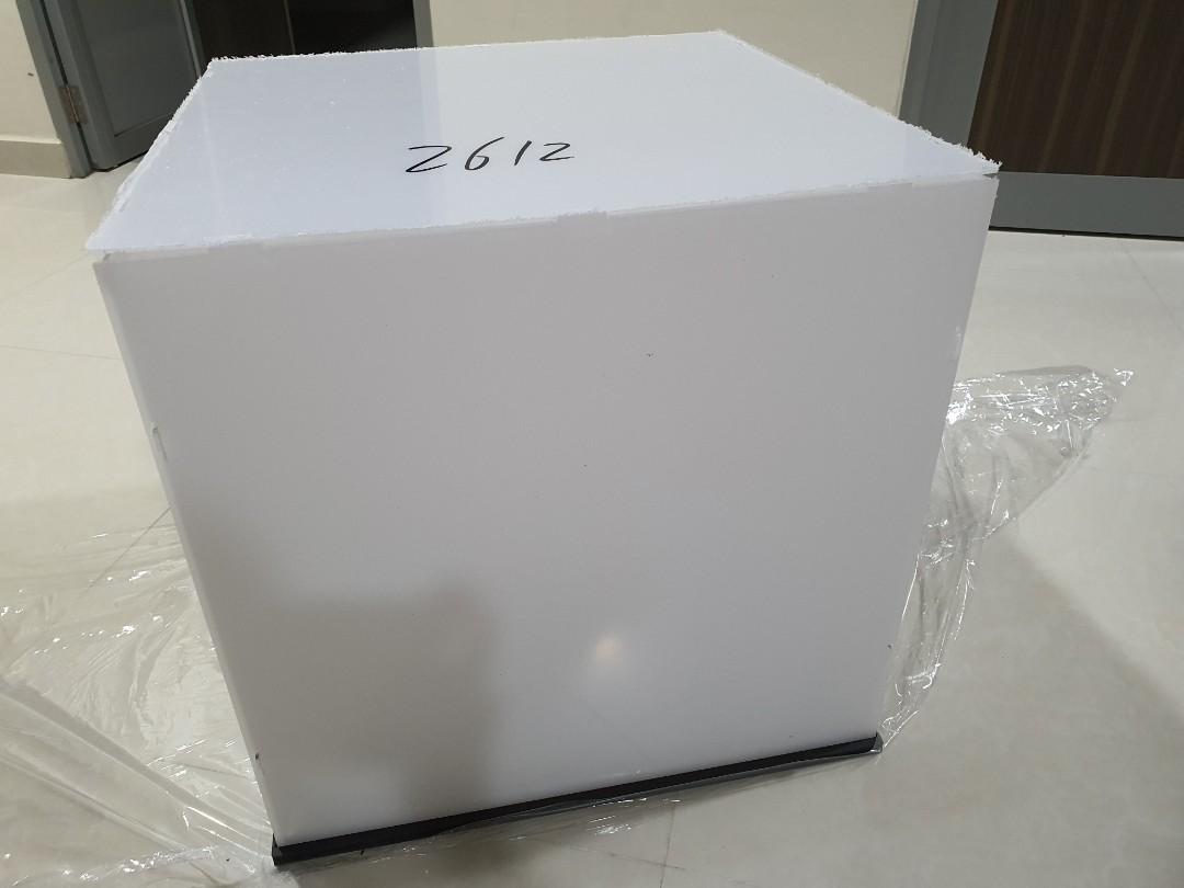 Acrylic display case for lego treehouse 21318, Hobbies & Toys, Toys