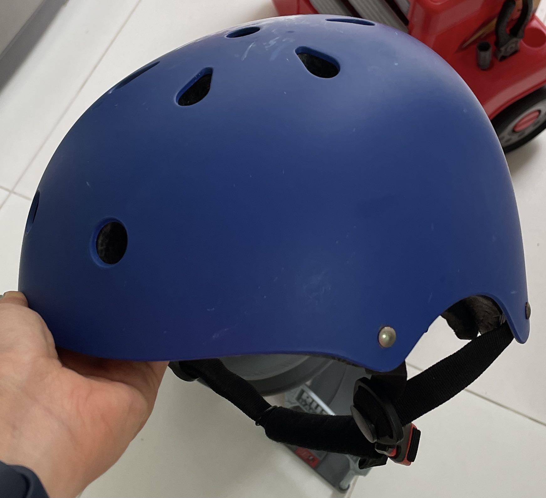 FREE Bike helmet for kids Small size, Sports Equipment, Bicycles