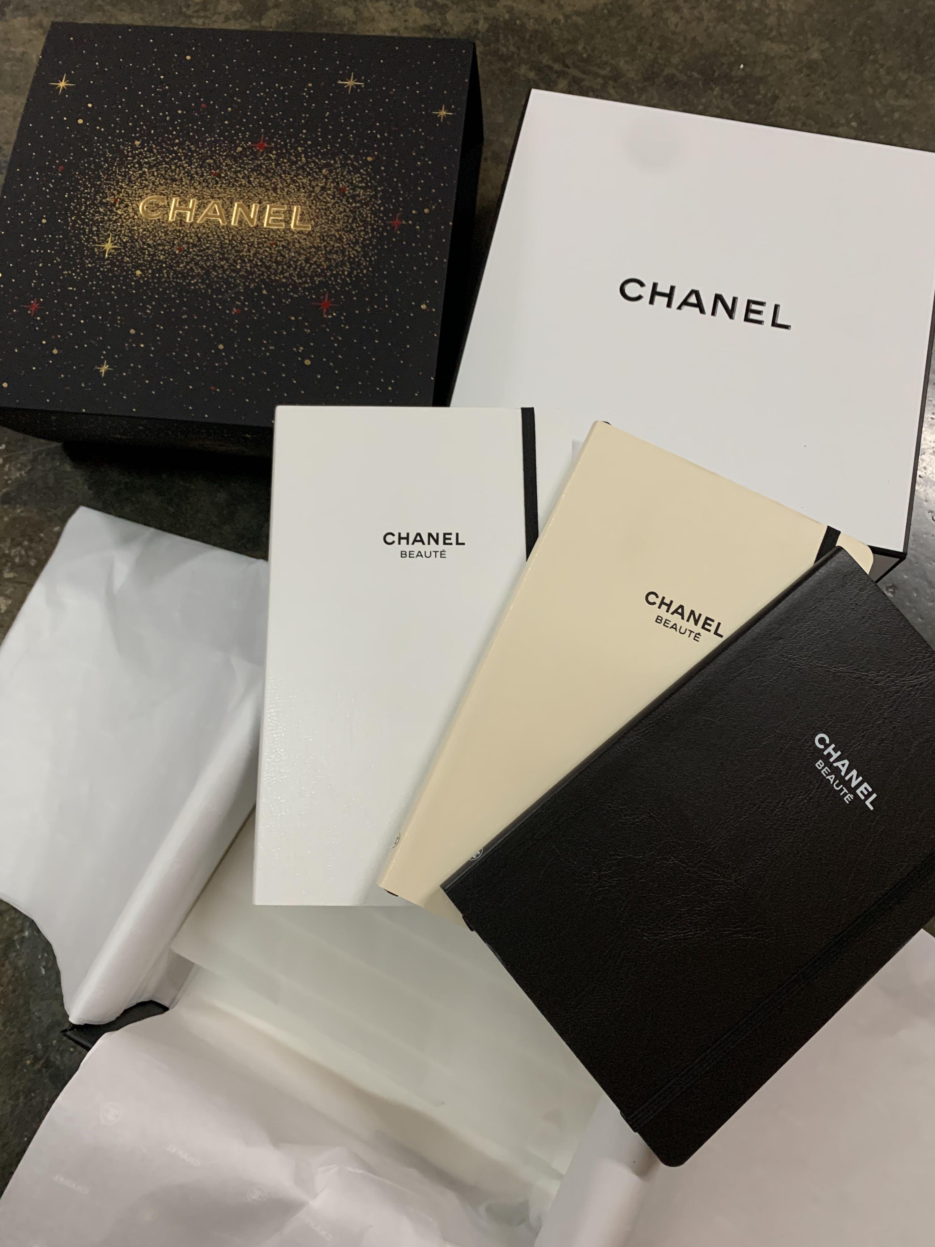 Chanel Notebook, Women's Fashion, Jewelry & Organisers, Brooches on  Carousell