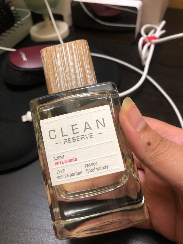 Clean Reserve Terra Woods perfume