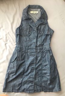 (Category: ) located in . Submitted by carousale31 (Listing ID 1125360128, Image 1). Description: .