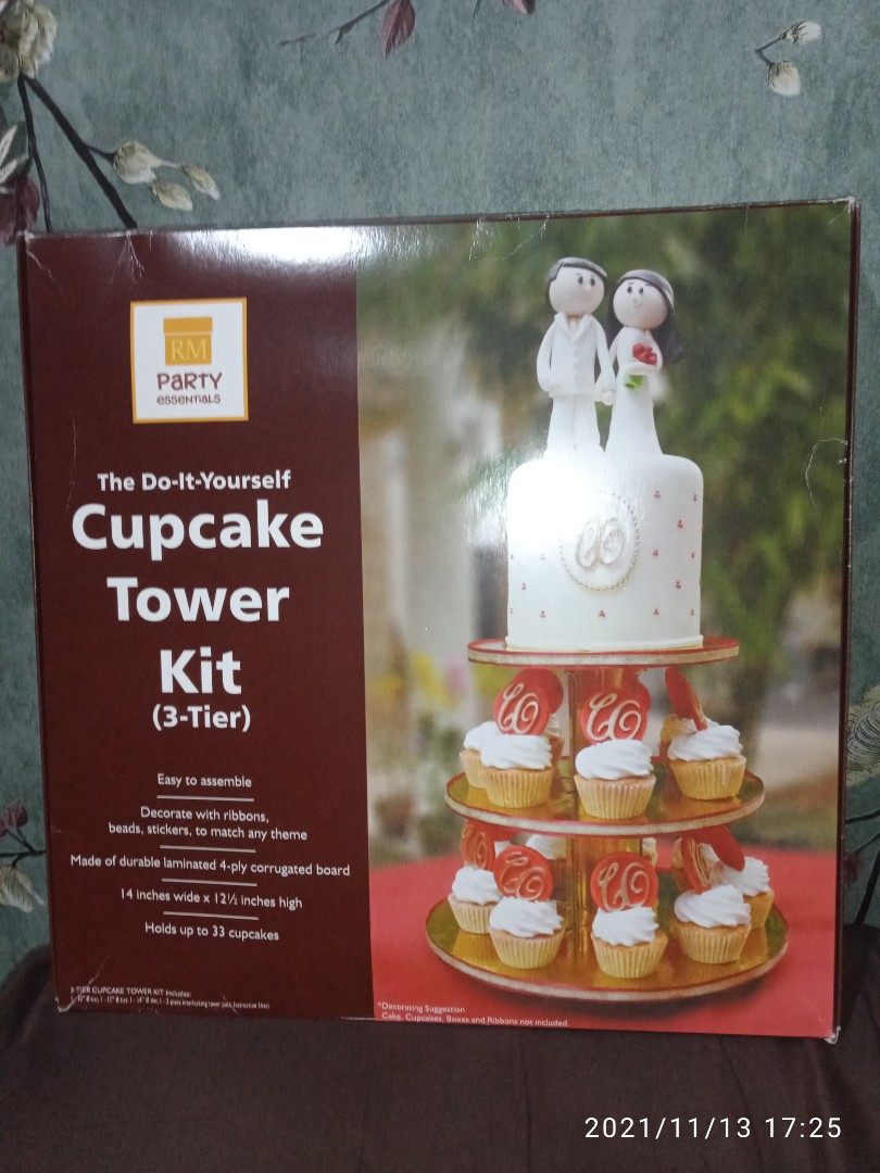 Candy Tower, Food & Drinks, Homemade Bakes on Carousell