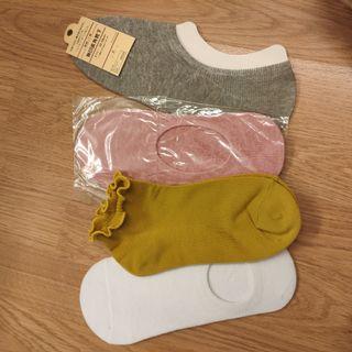 FREE 1 pair of socks with any purchase from my list!
