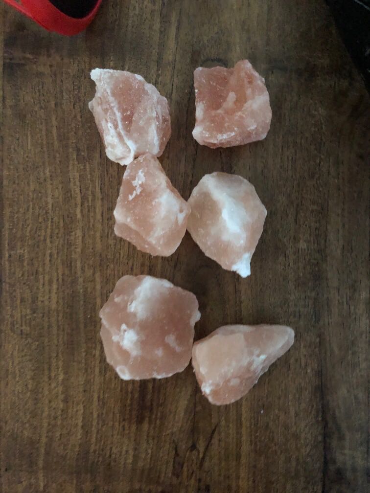 Pin Salt Rocks Free Himalayan pink salt rocks, Everything Else on Carousell