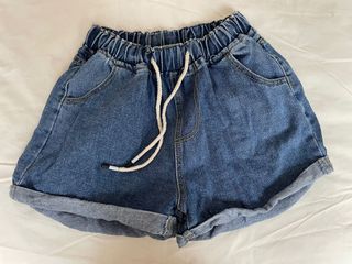 (Category: ) located in . Submitted by allyphant2003 (Listing ID 1125324977, Image 1). Description: .
