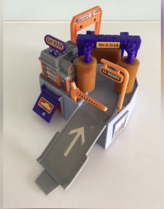 Hot wheels car wash station, Hobbies & Toys, Toys & Games on Carousell