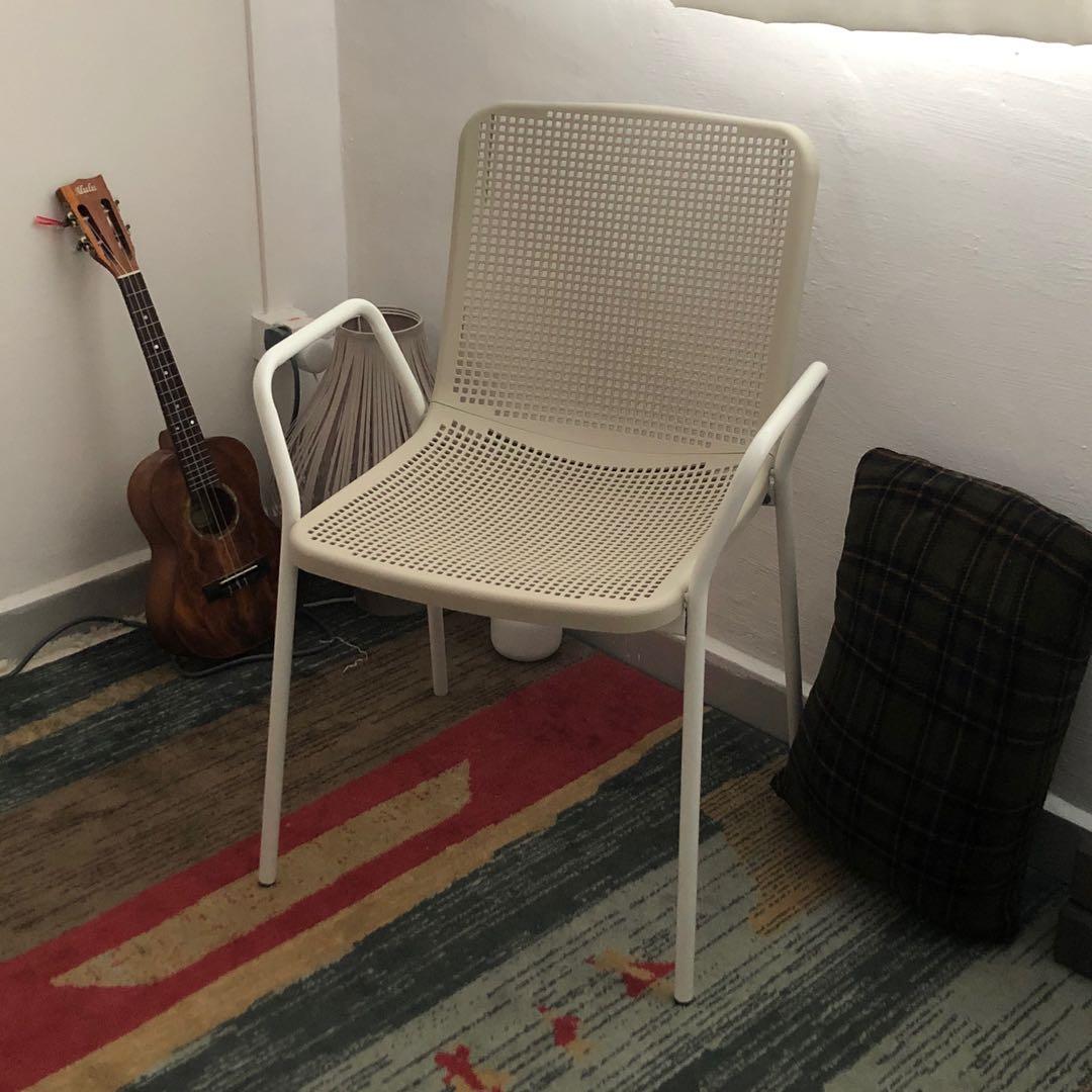 Torparo chair deals