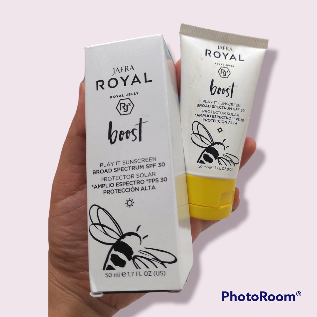 Jafra royal boost putih sunscreen spf 30, Kesehatan & Kecantikan, Kulit