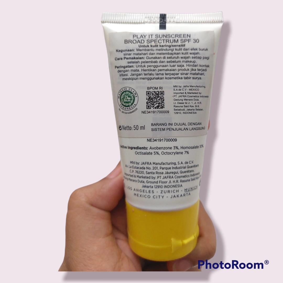 Jafra royal boost putih sunscreen spf 30, Kesehatan & Kecantikan, Kulit
