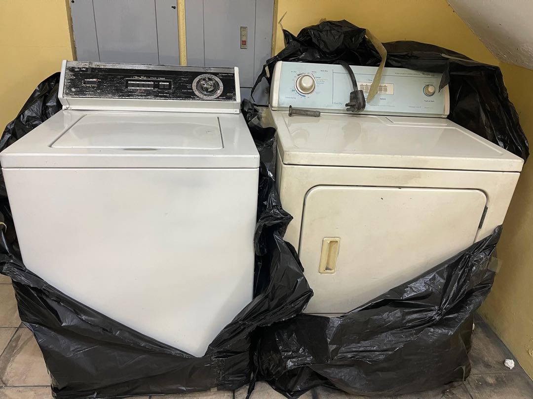 LARGE SIZE Whirpool washing machine and dryer set, TV & Home Appliances