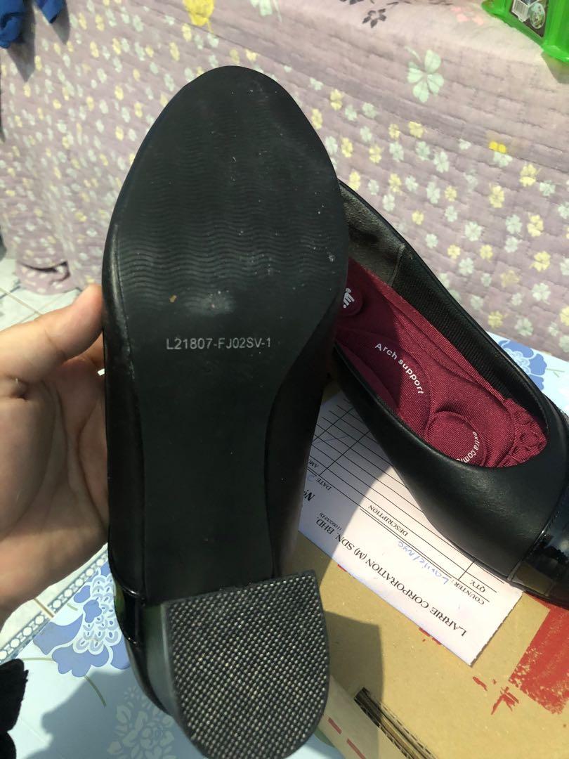 larrie shoes corporation sdn bhd