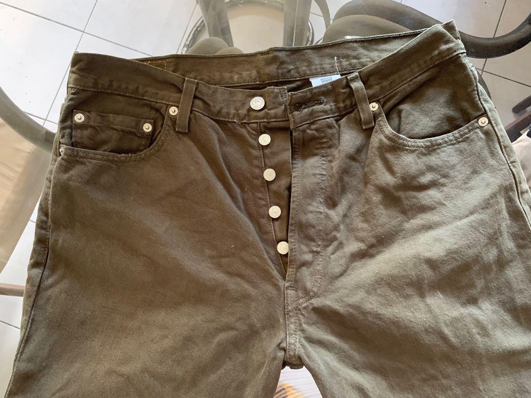 khaki levis jeans