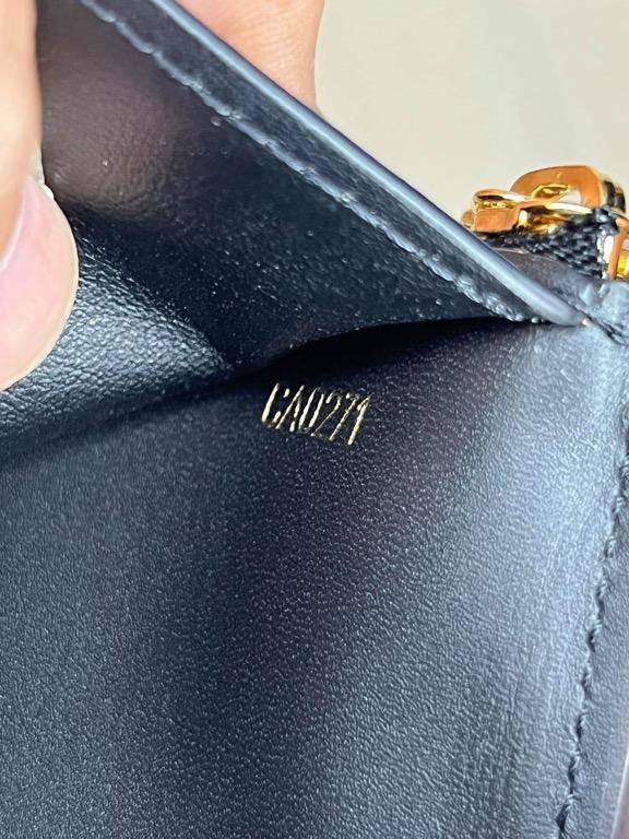Louis Vuitton Dauphine Compact Wallet (M68725)【2023】