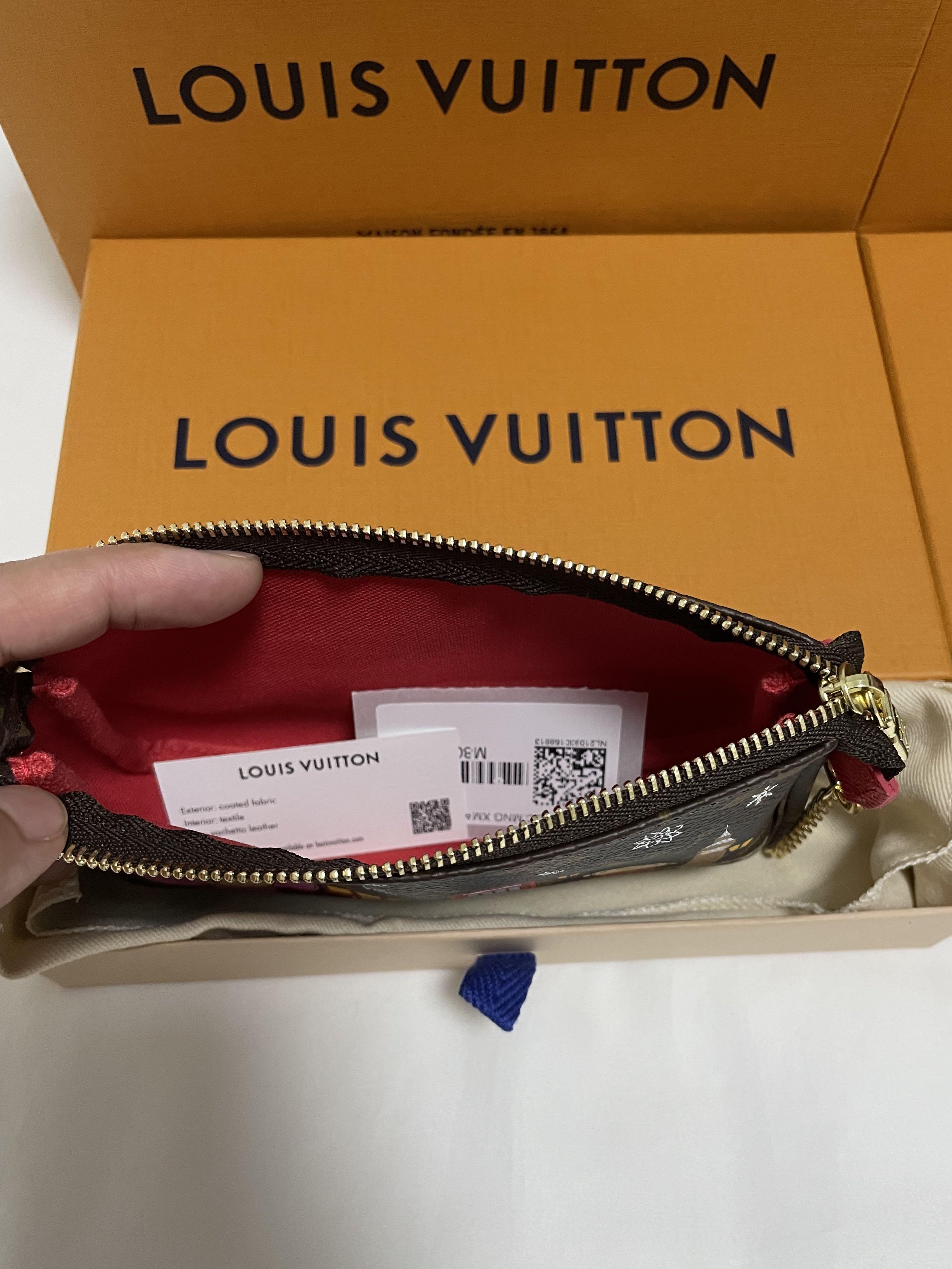 Louis Vuitton 2021 London Christmas Animation Mini Pochette Accessoires,  Luxury, Bags & Wallets on Carousell