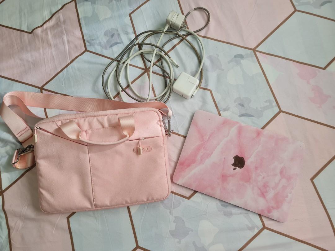 Macbook 12 2016 (Category: Laptops & Notebooks) located in Laurel. Submitted by itsrej (Listing ID 1125388984, Image 2). Description: with free pink bag and casing.